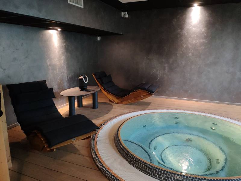 jacuzzi lyon